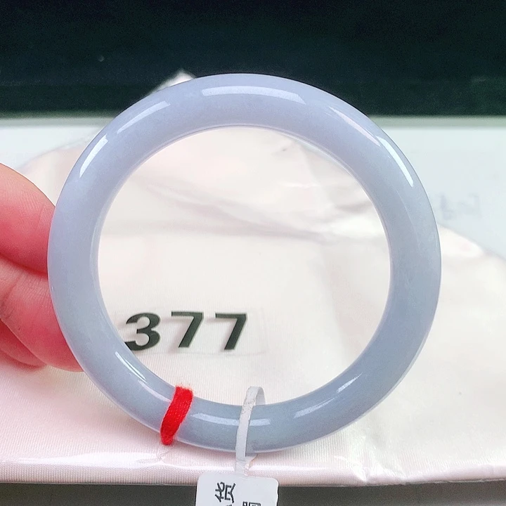 翡翠未镶嵌手镯（圆镯）377