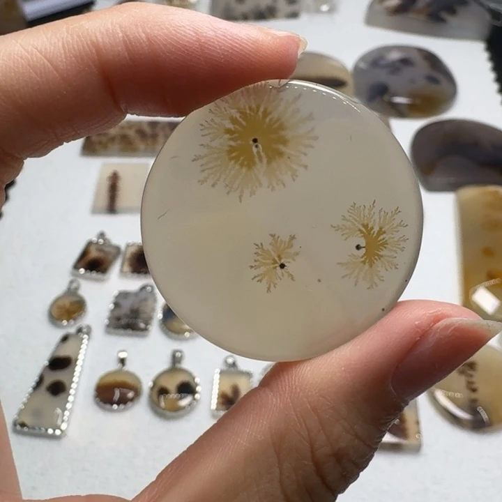 海***洋玛瑙/玉髓未镶嵌珠宝奇石