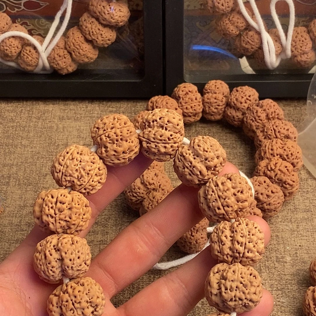 M***庆吊坠金刚菩提238aaaaaa