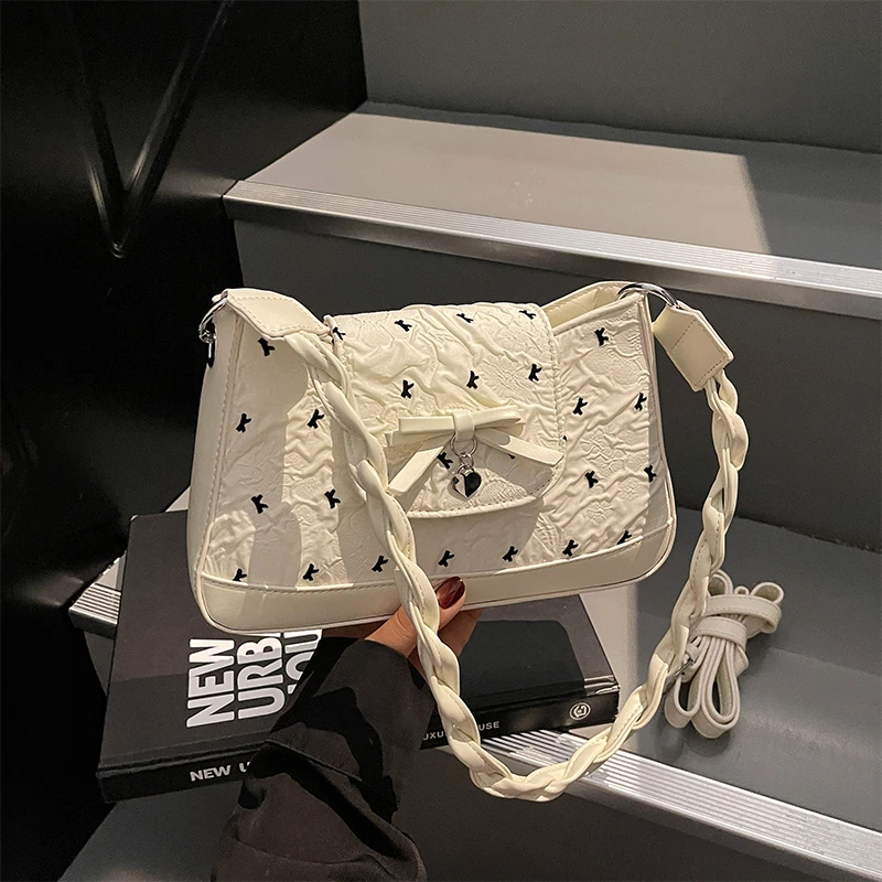 Aimitu2025新款时尚日常休闲洋气潮流小众设计通勤质感单肩斜挎包