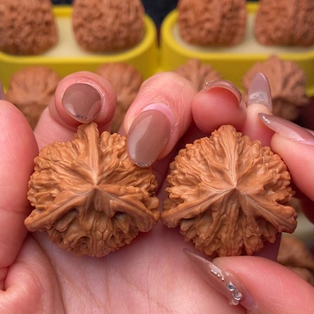 把件文玩核桃36文山三棱“毕业”