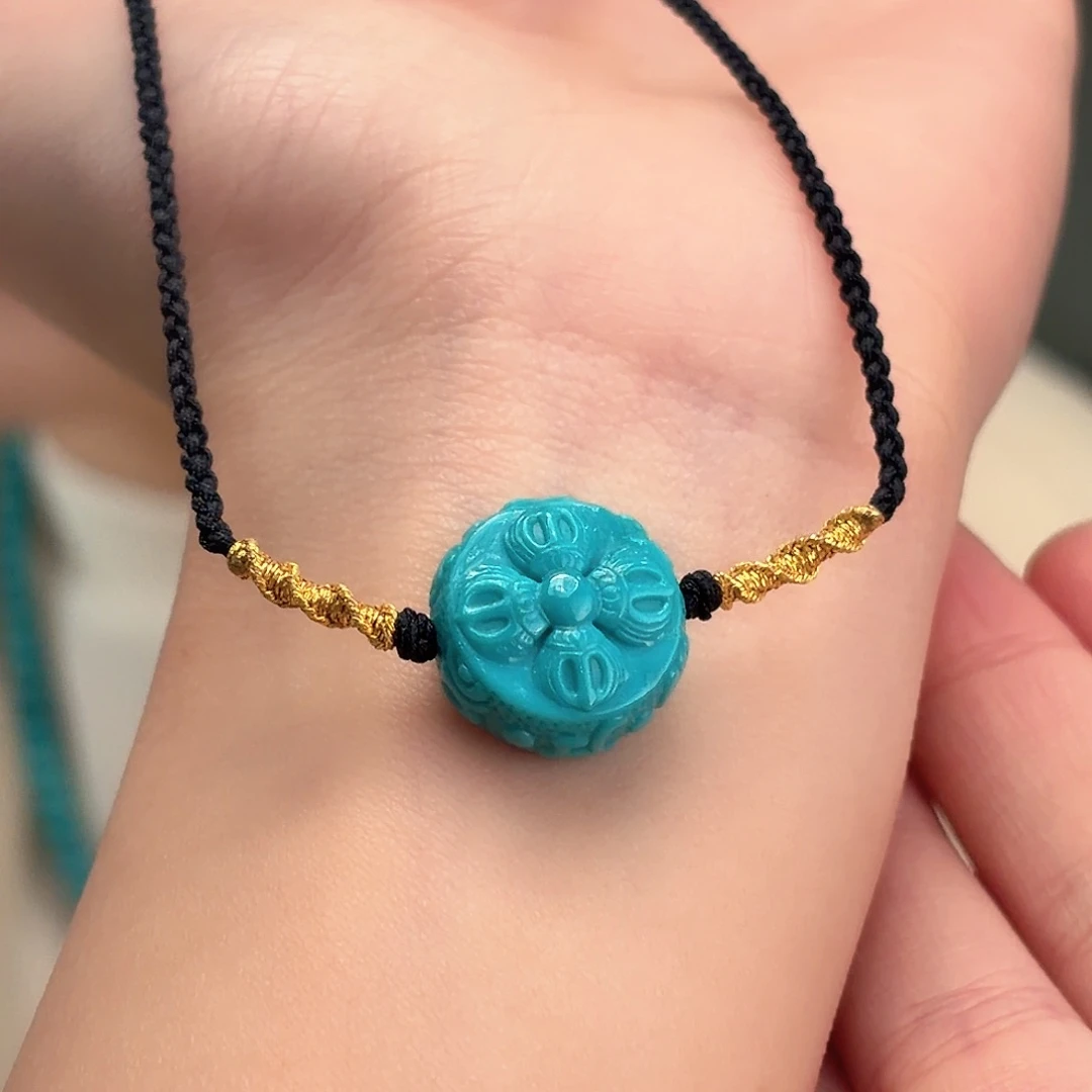 绿松石未镶嵌颈饰