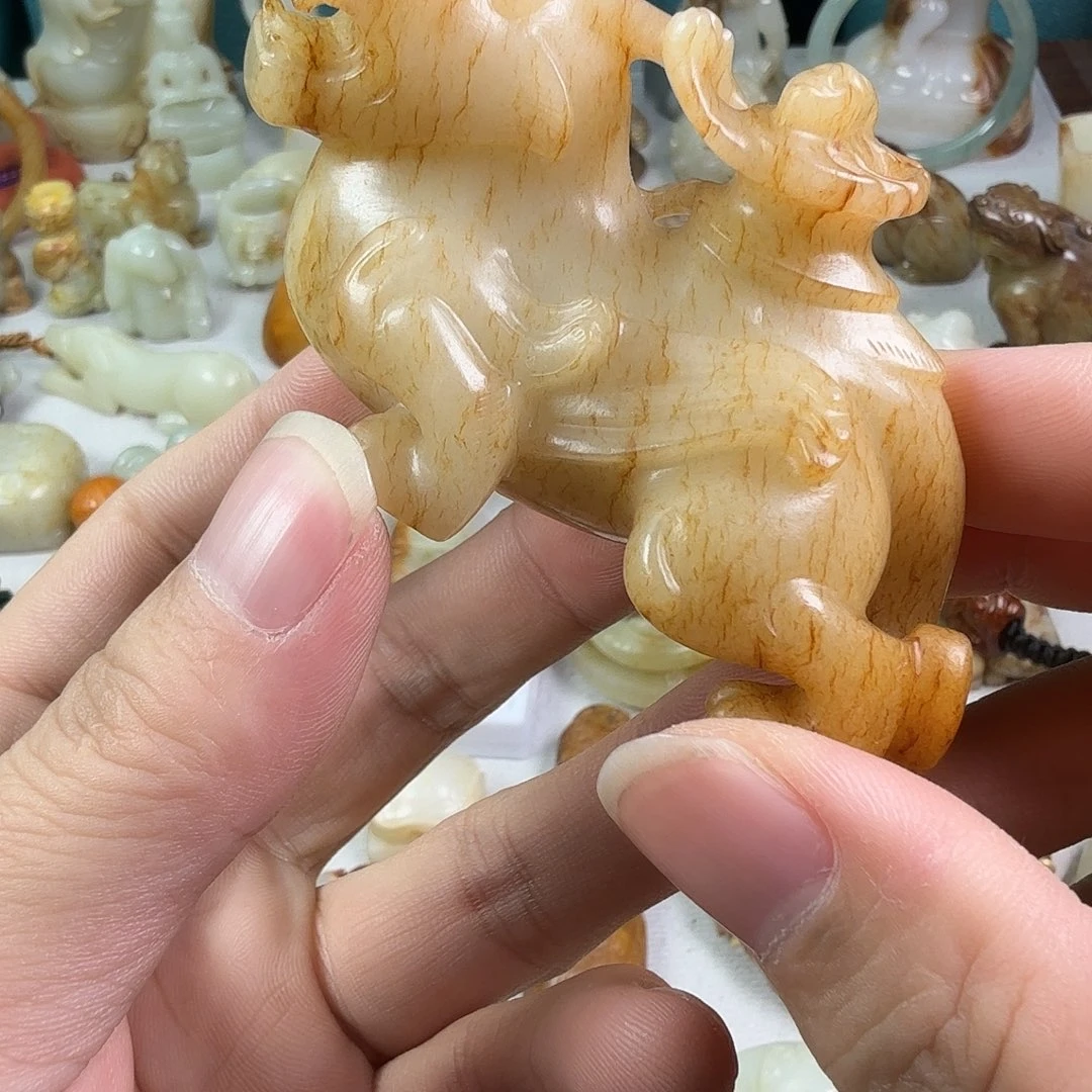 2***5和田玉（糖玉）未镶嵌车挂