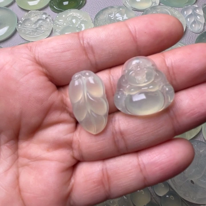 岫玉吊坠(赠链)未镶嵌永****宝