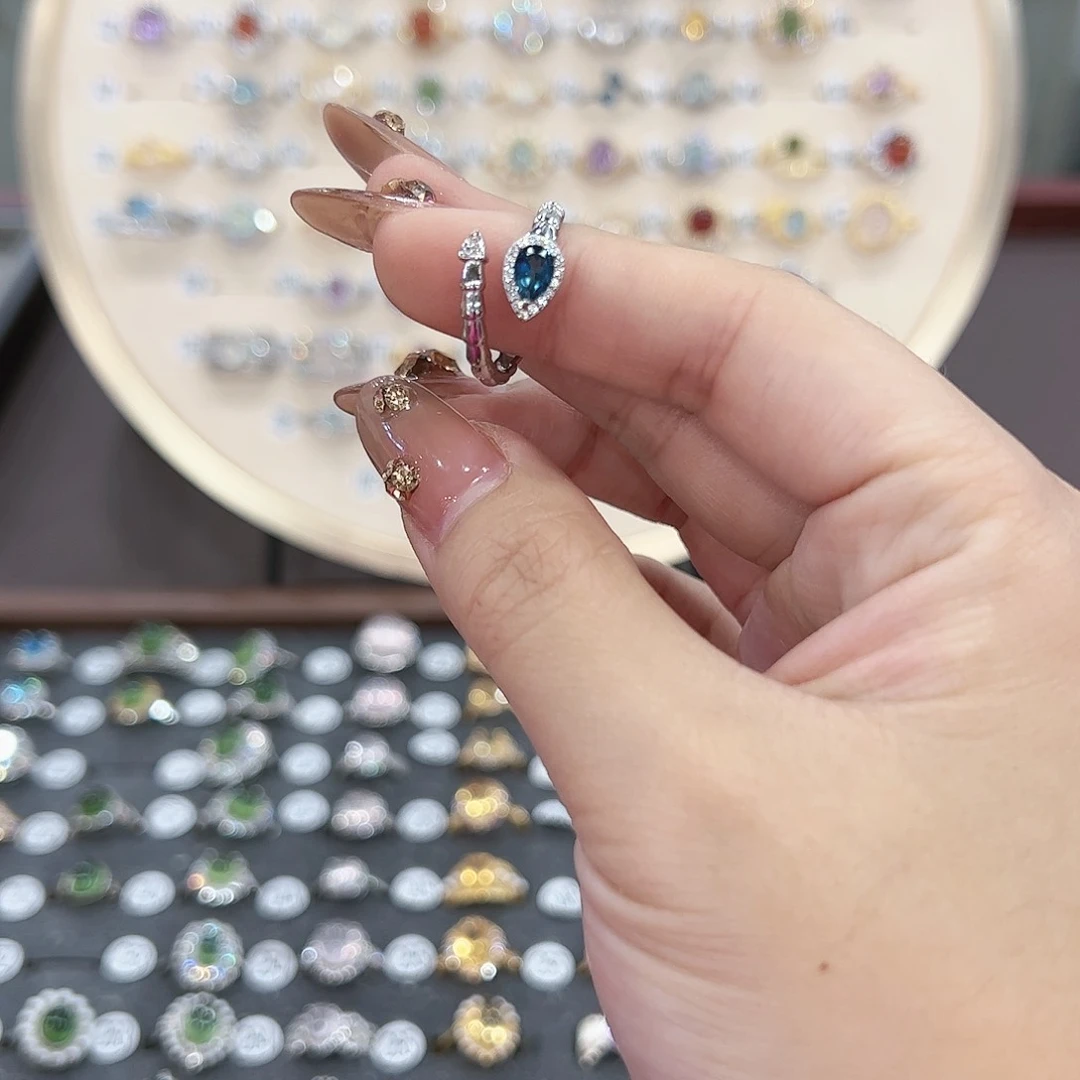 蛇纹石玉戒指银S925镶嵌