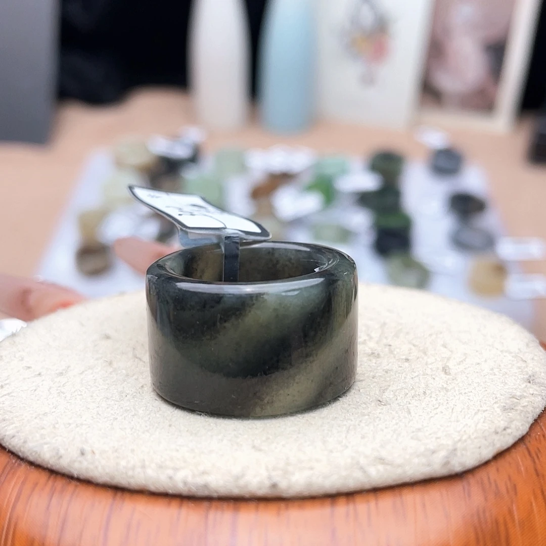 未镶嵌戒指和田玉（糖玉）c107青花原切18.4不退货