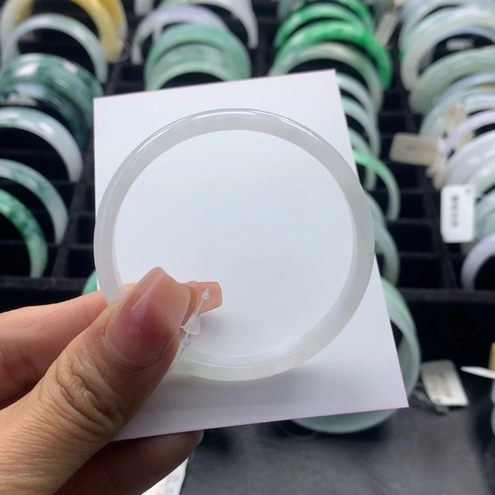翡翠手镯未镶嵌公主53