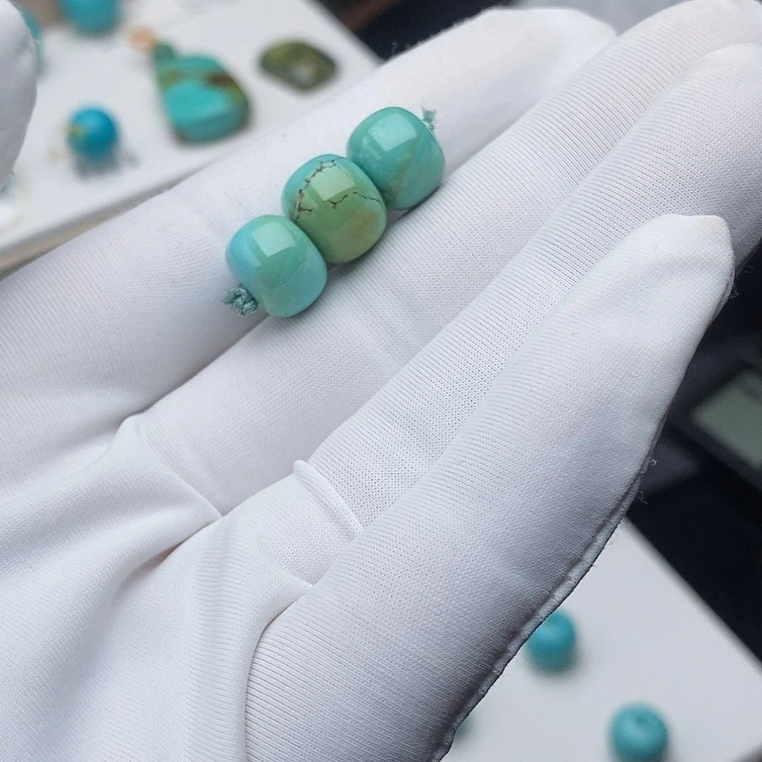 绿松石未镶嵌一套