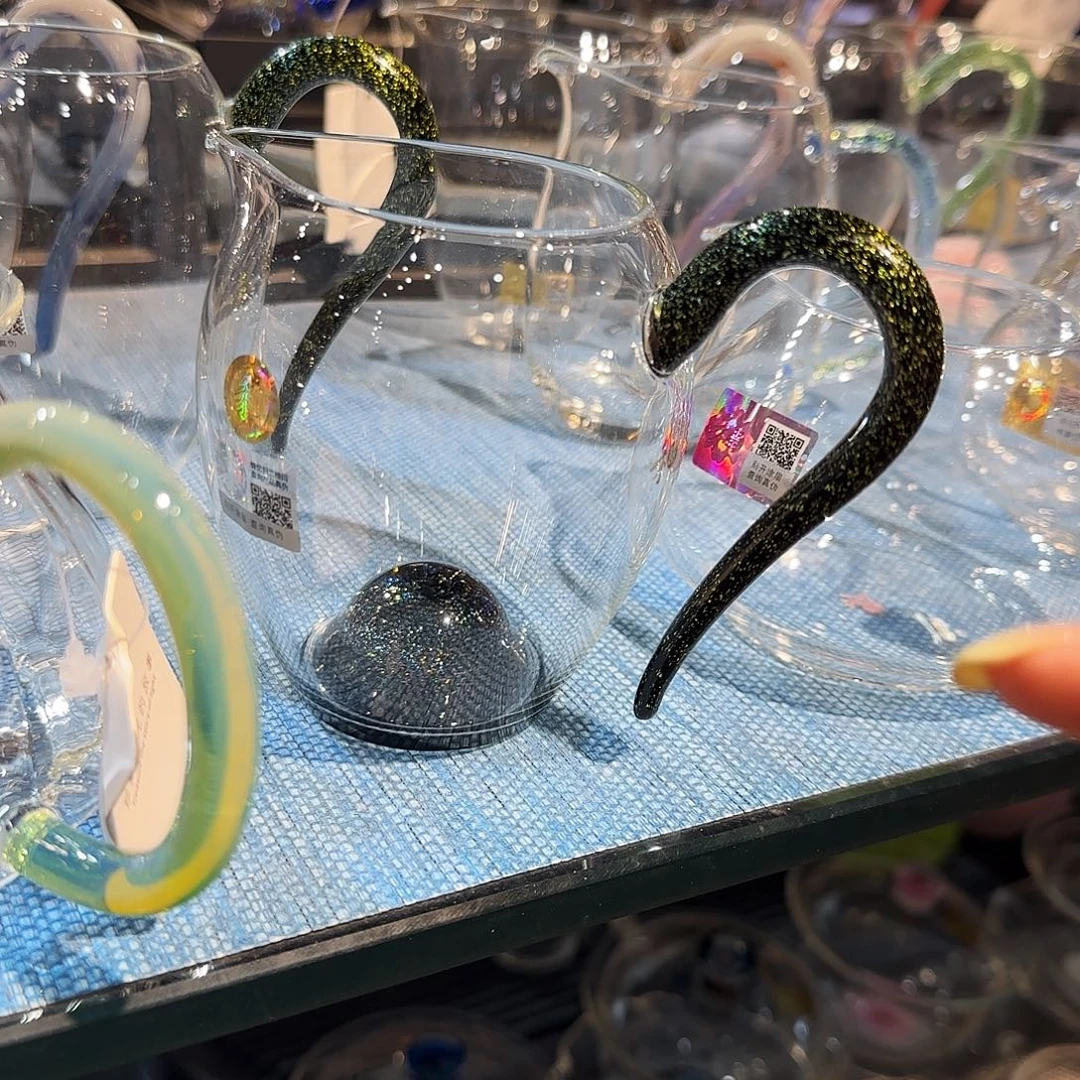 梁***、斑斓怡然黑金///////