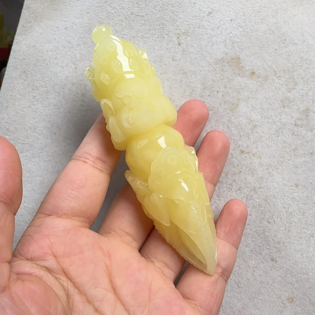 蜜蜡未镶嵌珠宝奇石