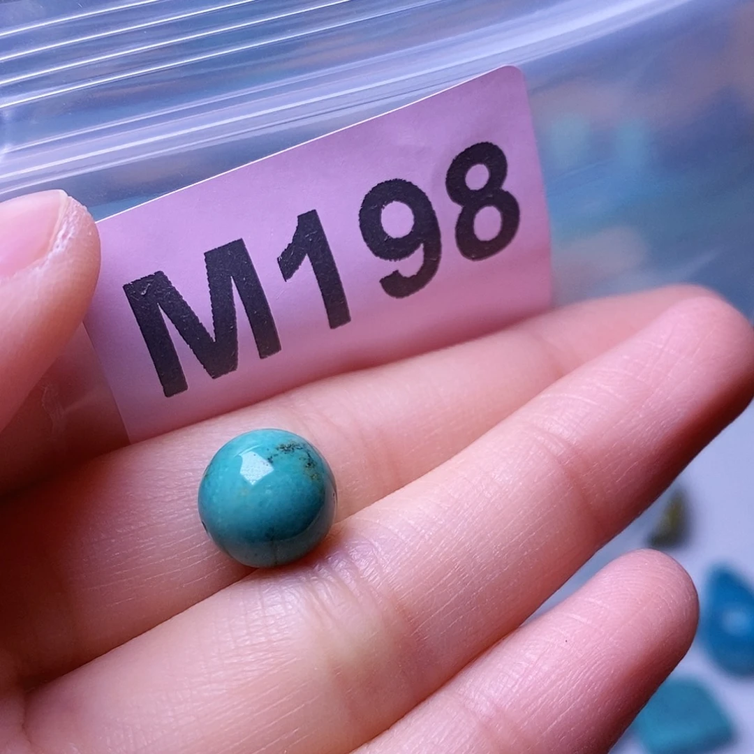 十堰原生态绿石头特色手工配饰