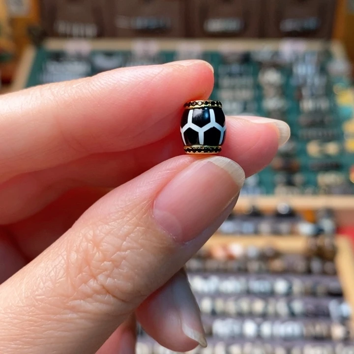 未镶嵌玛瑙/玉髓珠宝半成品