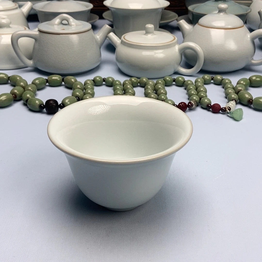 杯孤品月白釉压手杯原矿原釉原产地