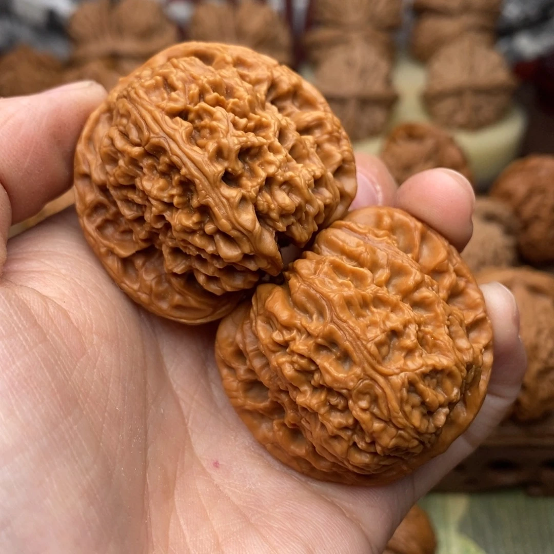 文玩核桃把件217号41南疆