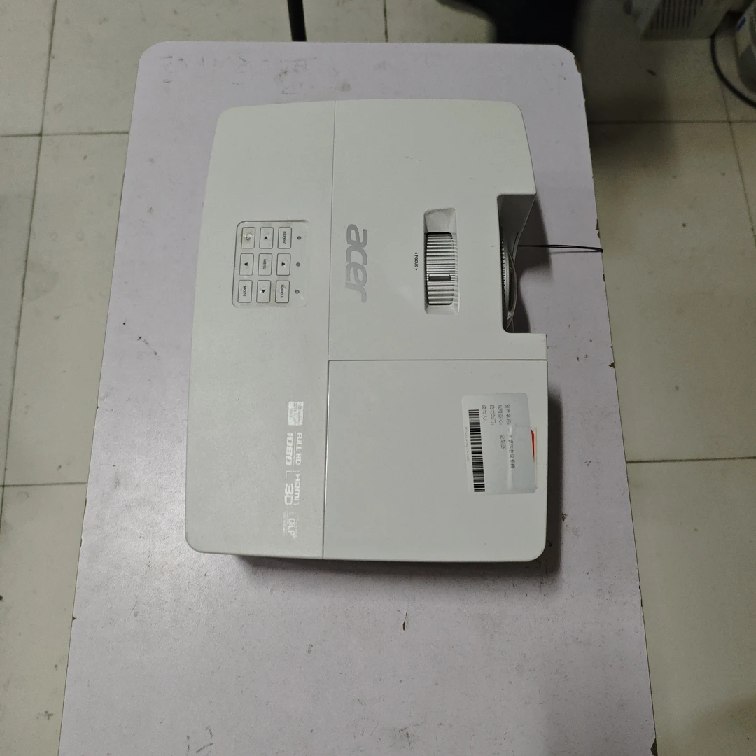 高清短焦投影仪运费到付