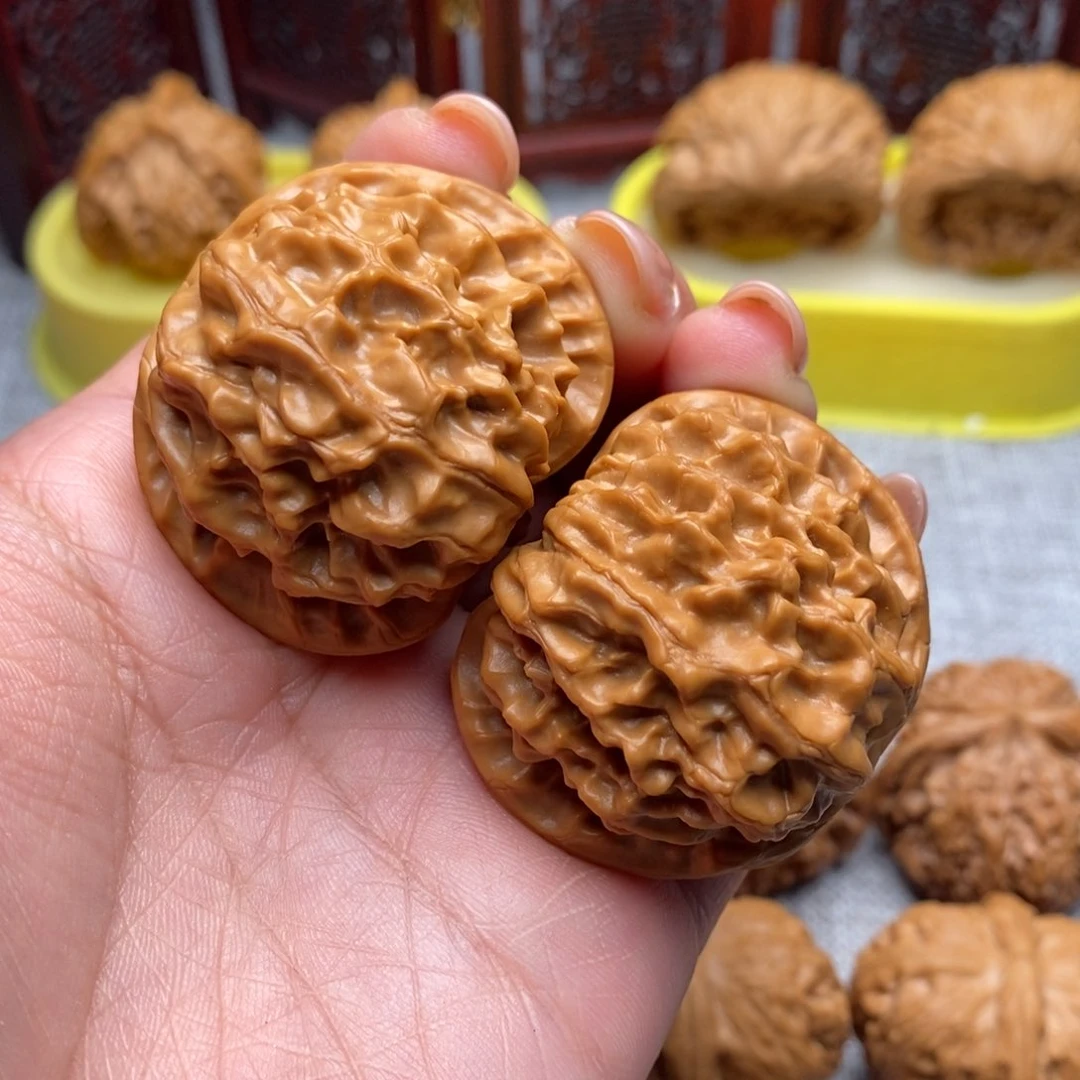 文玩核桃把件龙鳞43