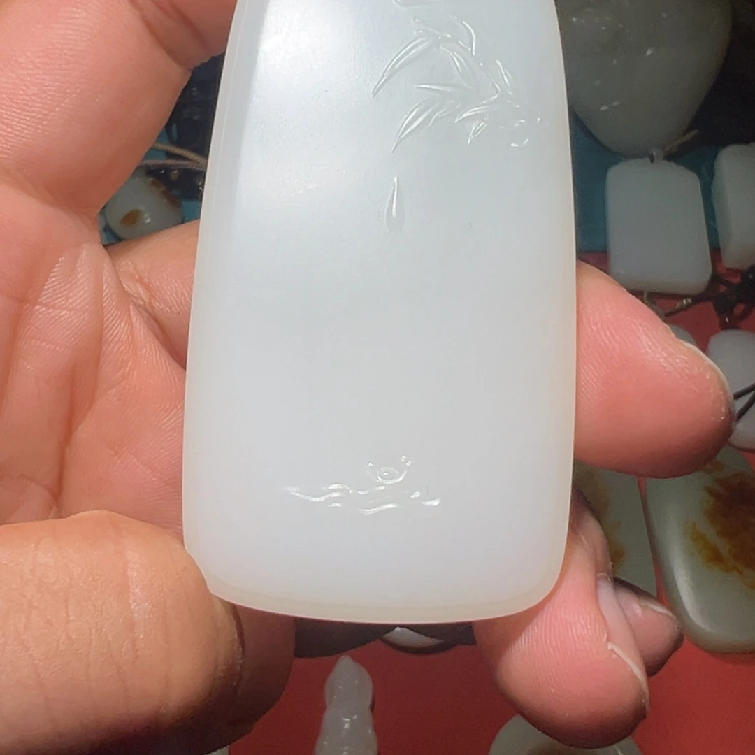 和田玉（糖玉）未镶嵌颈饰