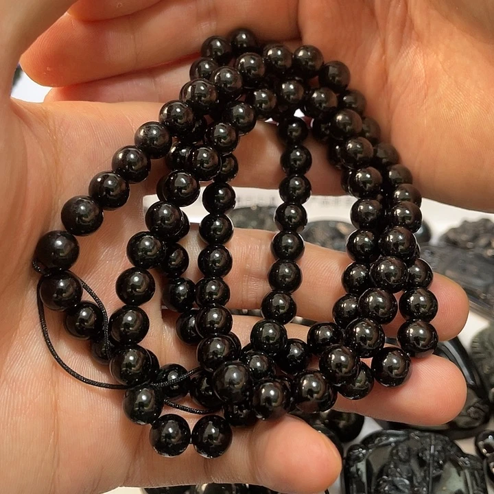 翡翠未镶嵌吊坠(不含链)卡8左右