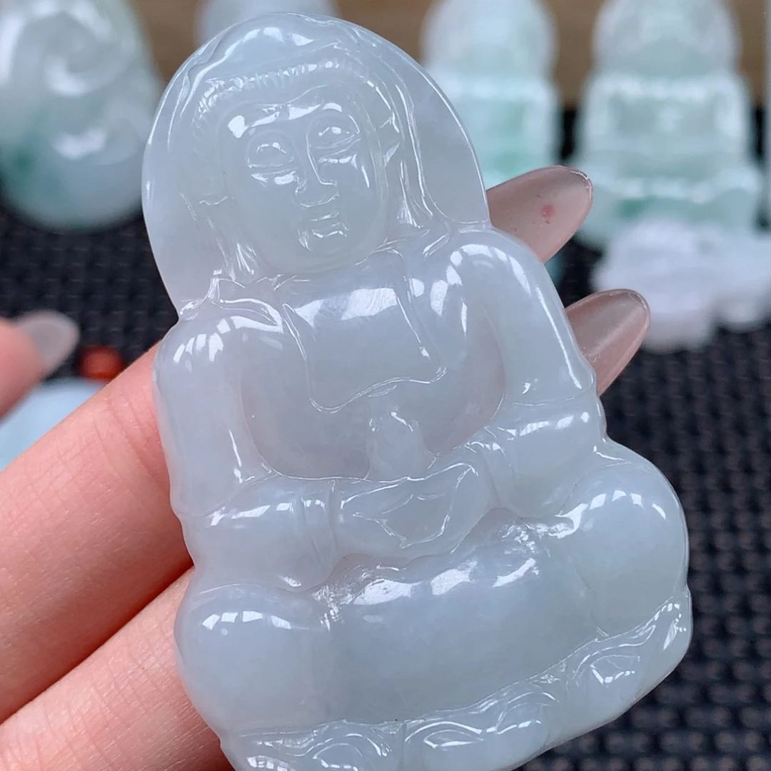 翡翠未镶嵌颈饰玉观音吊坠
