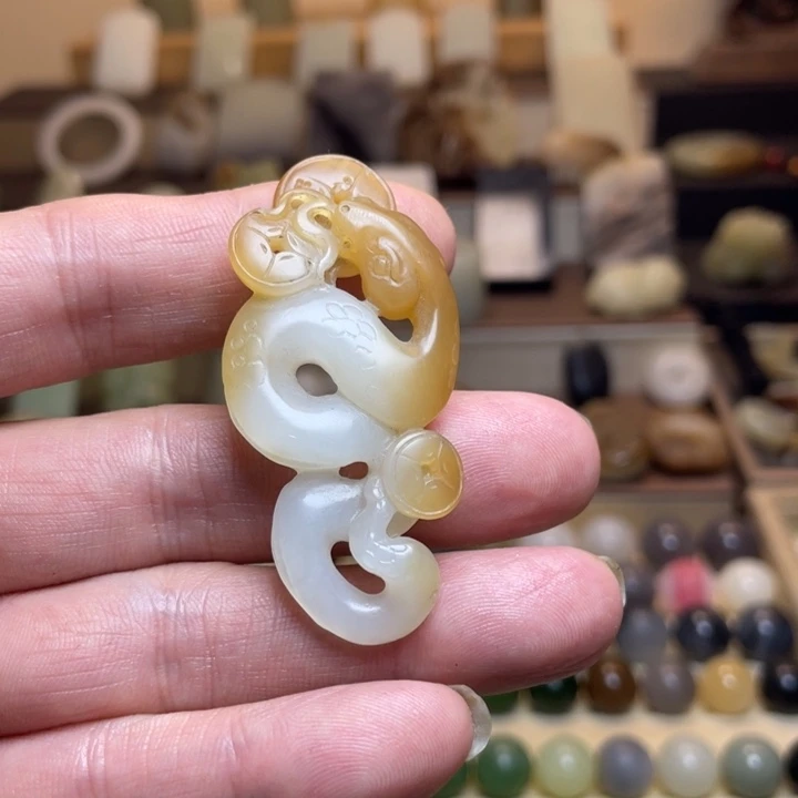 和田玉吊坠(不含链)未镶嵌樂**～