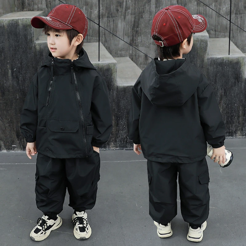 儿童秋装连帽冲锋衣套装2025秋季新款洋气帅气运动两件套外贸童装