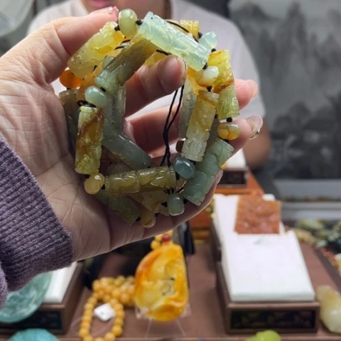 岫玉链子未镶嵌孟*平龙珠链子