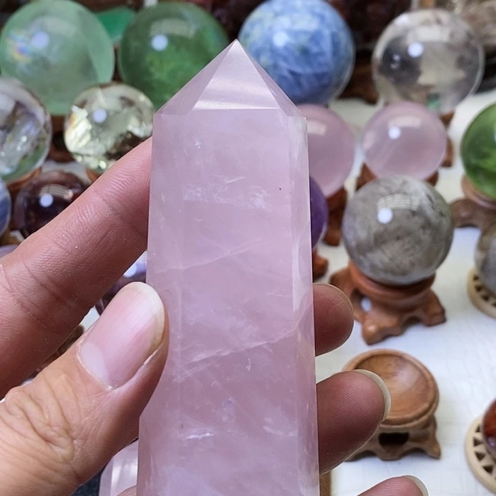 水晶粉水晶柱子未镶嵌书****书