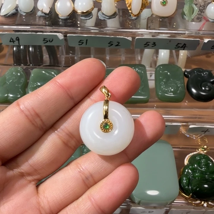 和田玉颈饰18K金镶嵌新疆和田玉轮胎平安扣（活动价）