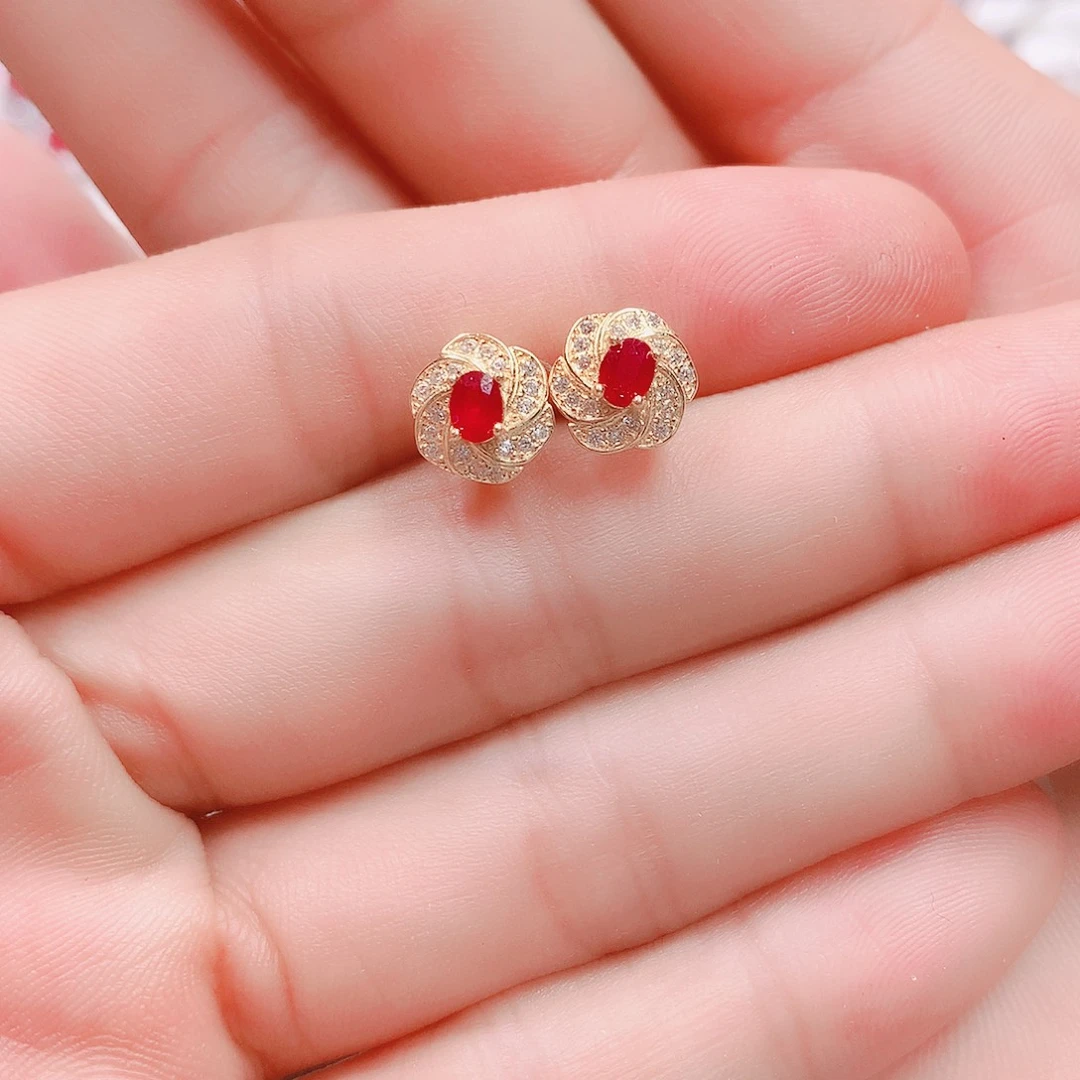 耳钉银S925镶嵌红宝石小*3✖️4