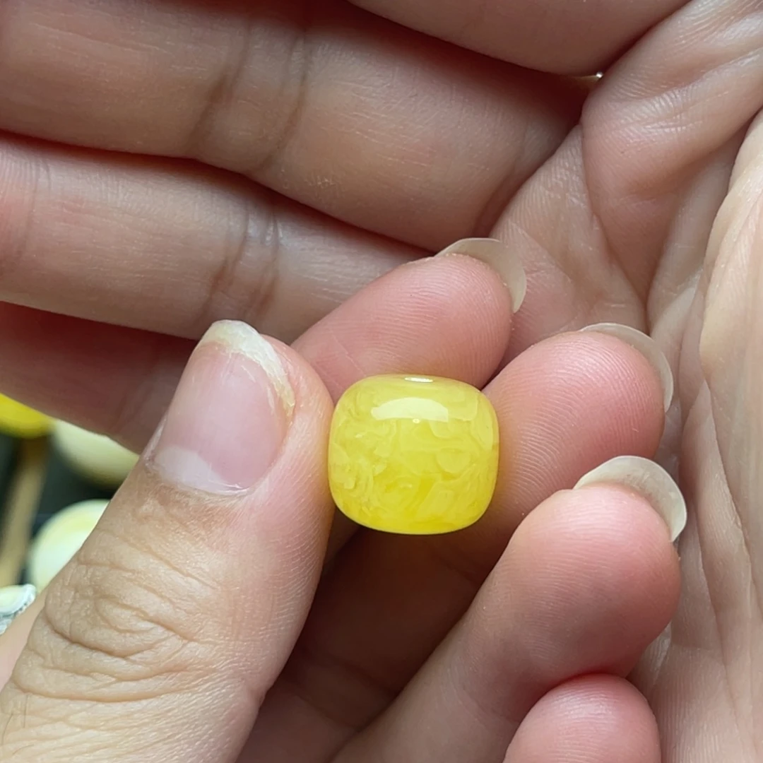 裸石琥珀未镶嵌1**O老型瑕疵