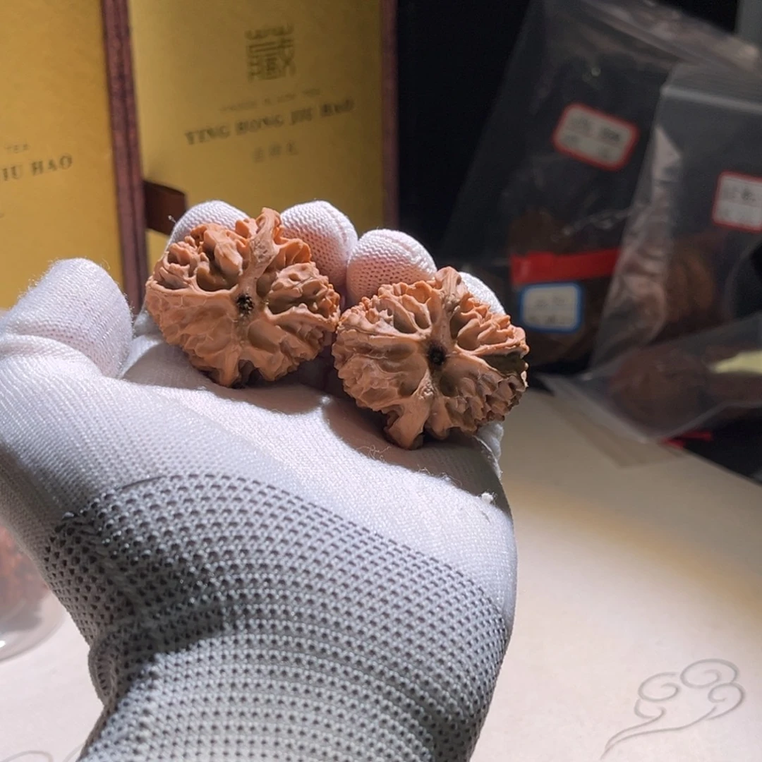 宁***全品 40苹果园 全品。