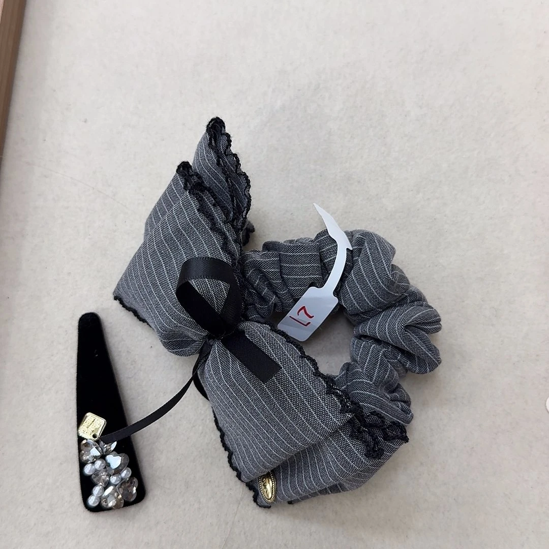 皮质铁合金夹子47