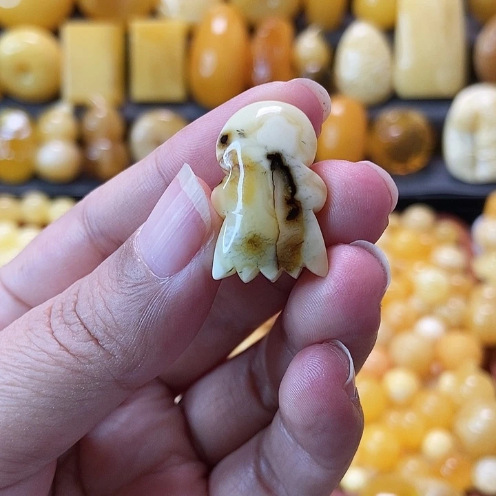 蜜蜡未镶嵌吊坠(不含链)