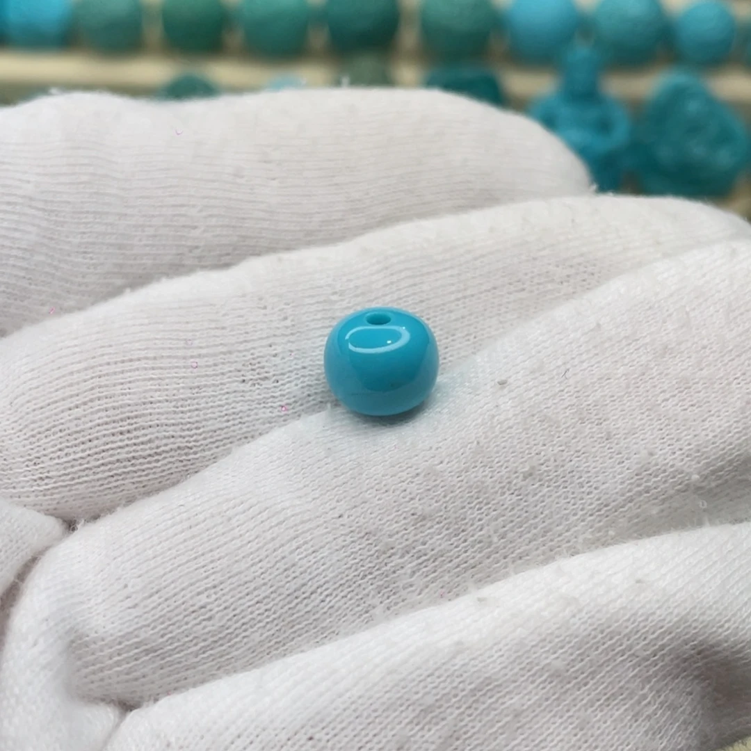 绿松石未镶嵌颈饰卡9-7