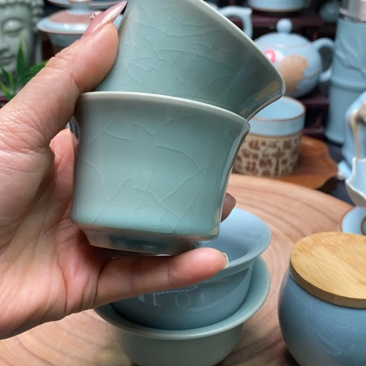 陶摆件汝瓷，盖碗，壶，杯，微瑕