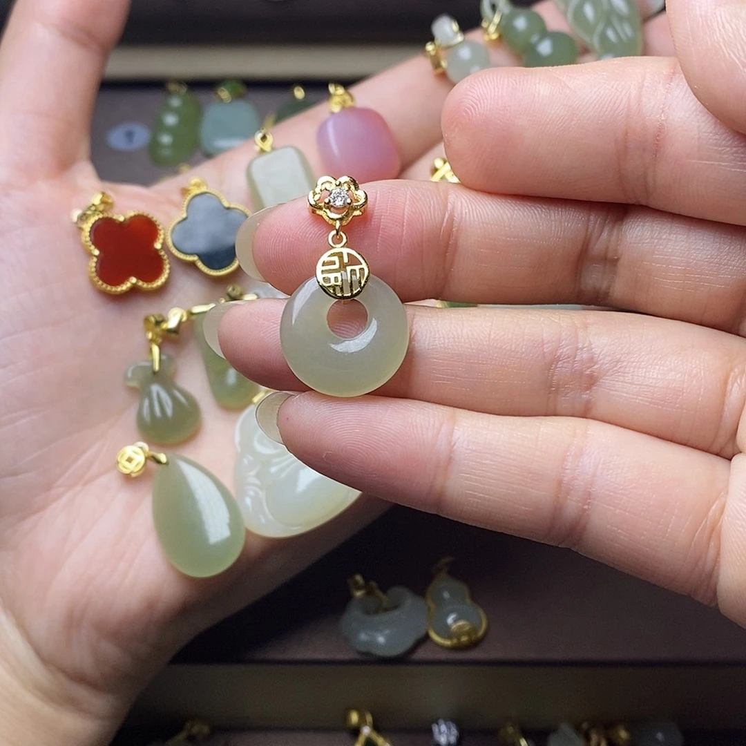 和田玉颈饰银S925镶嵌