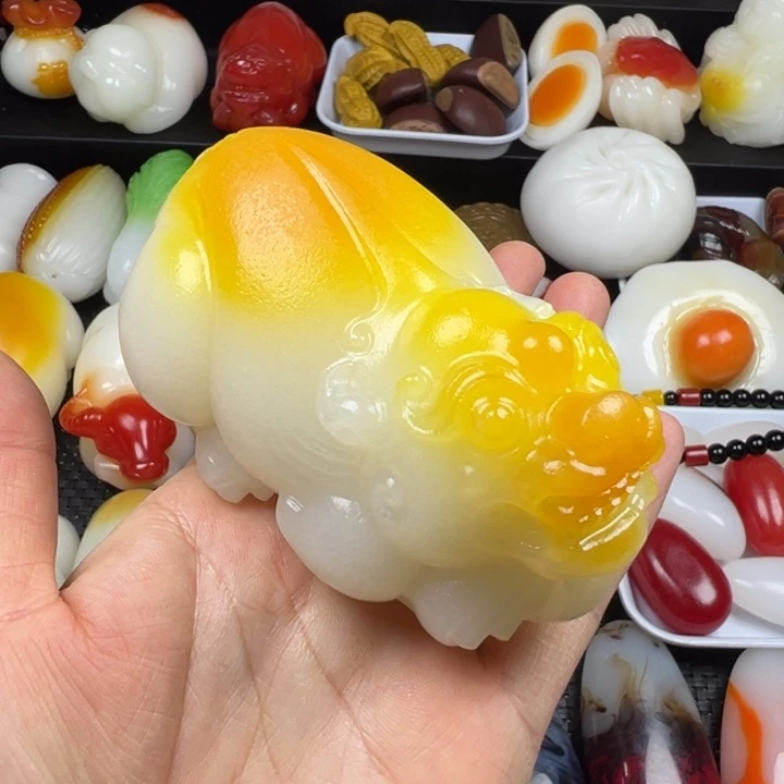 新疆戈壁五彩石金丝