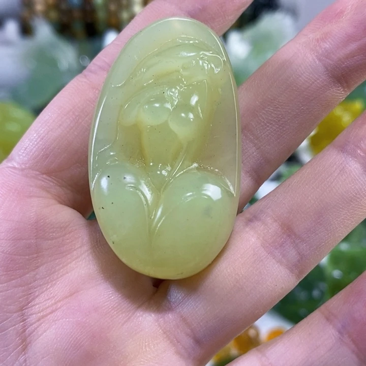 未镶嵌岫玉挂件吊坠