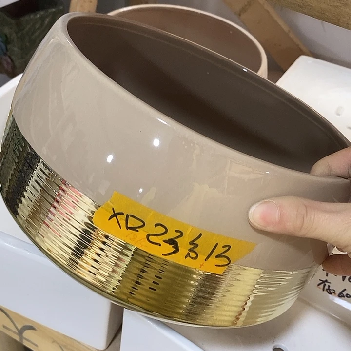 陶盆有孔 瑕疵针孔漏釉介意勿拍外口 23外高13