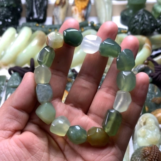 蛇纹石玉岫玉手链未镶嵌杨**亿