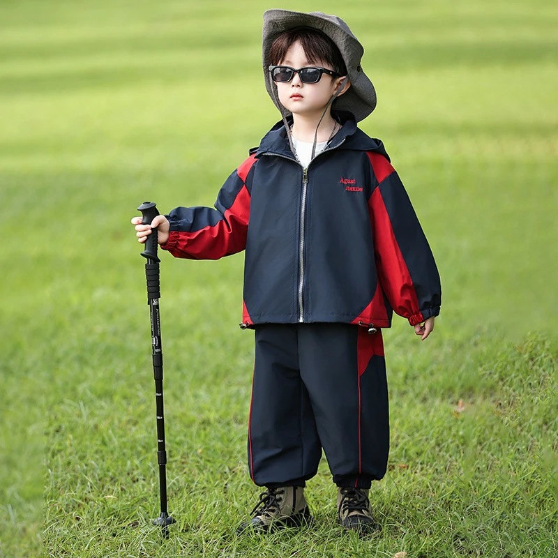 男童冲锋衣套装春秋装2025新款洋气时髦儿童运动休闲小童两件套潮