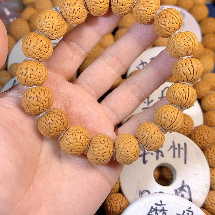 吊坠桃核17肥齐肌肉磨盘桃核