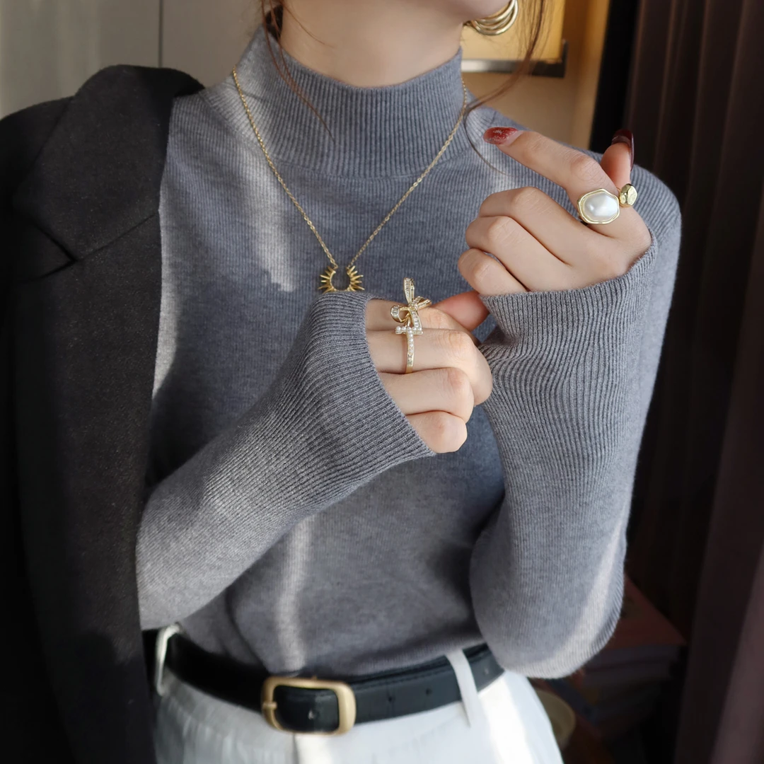 灰色半高领打底衫女内搭2025新款秋冬穿搭针织毛衣长袖上衣