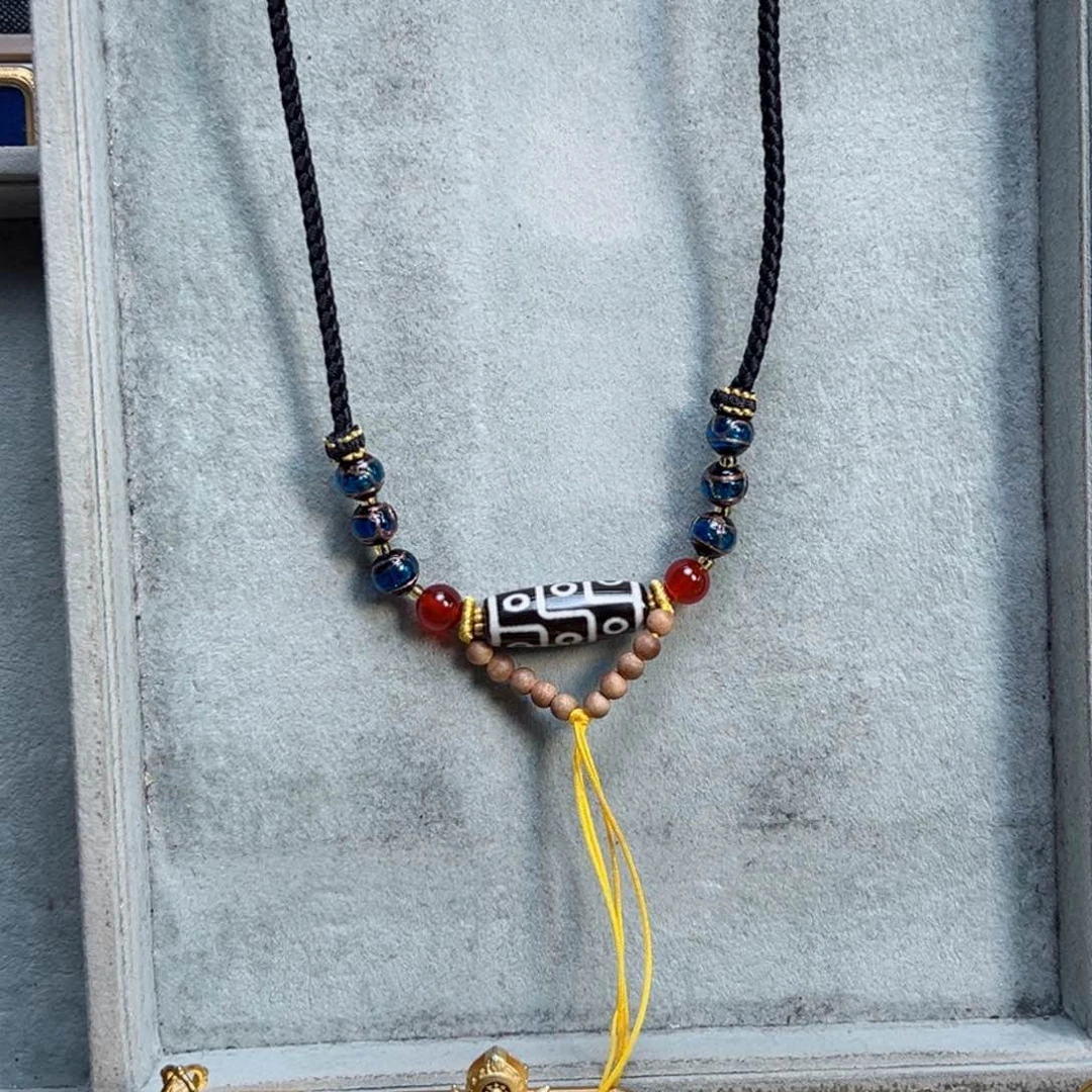 吊坠V****R绳子绳子绳子