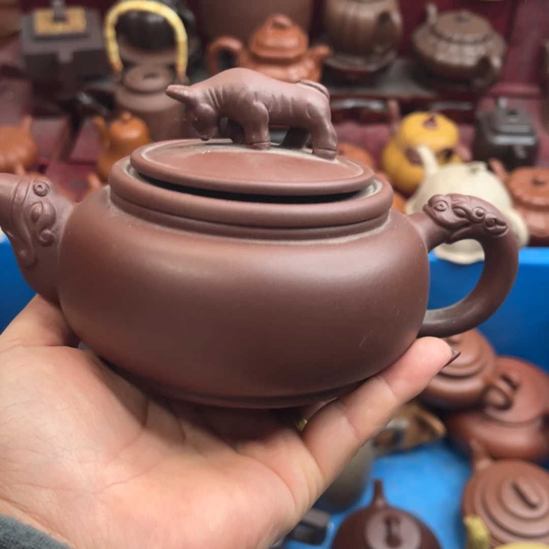紫砂茶壶…………………………瑕疵