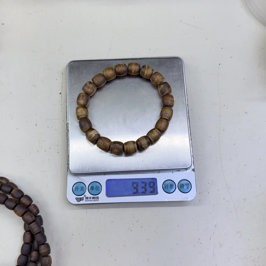 三***)沉香手串绿奇楠1.0单圈多样性发一条