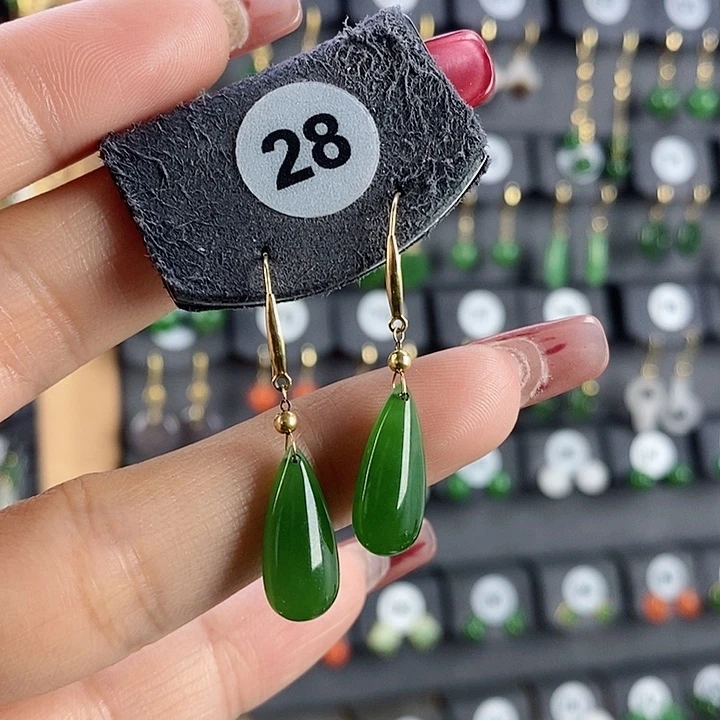 和田玉耳饰18K金镶嵌