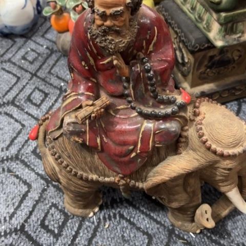 紫砂陶瓷制品摆件