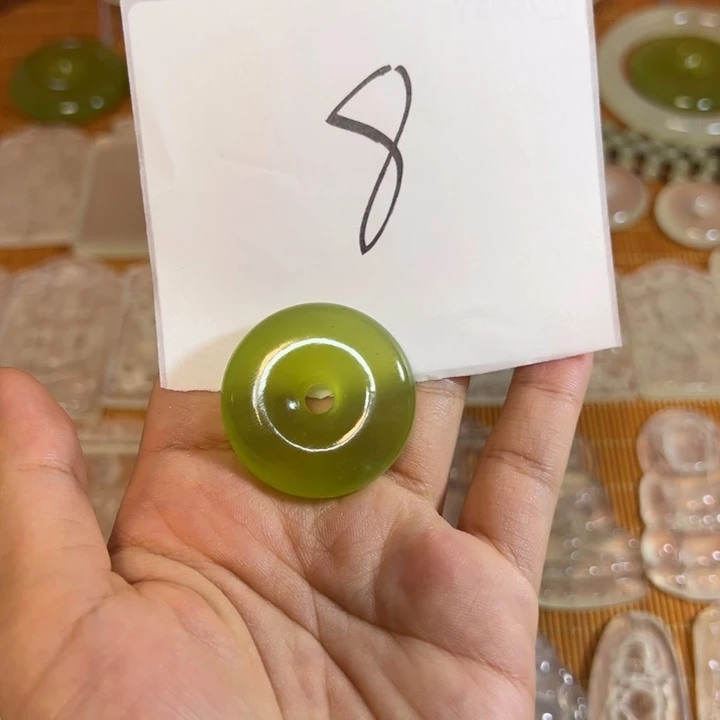 未镶嵌蛇纹石玉岫玉绿冰挂件不*海