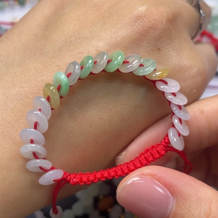 翡翠未镶嵌手绳799999999